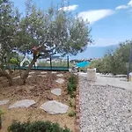 Pina In Makarska, Private Pool ヴィラ マカルスカ