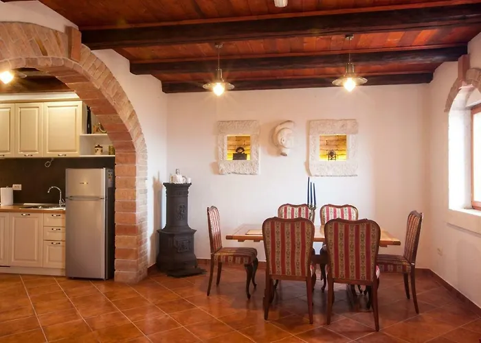 Pina In Makarska, Private Pool Villa