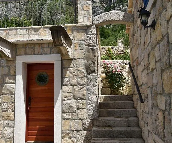 Pina In Makarska, Private Pool * Макарська