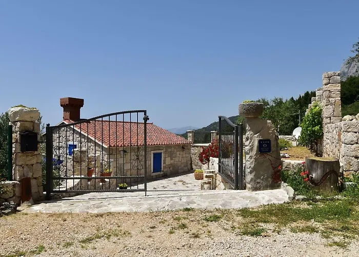 Pina In Makarska, Private Pool * Макарська